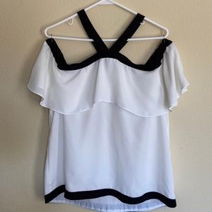 INC black & white blouse size M. Adjusted to the shoulders.